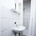 Apartamento Alfa 2 2br Tv Wifi Wm Nahe Daimler L Wifi & Smarttv I 2 L Bathroom I Kitchen *