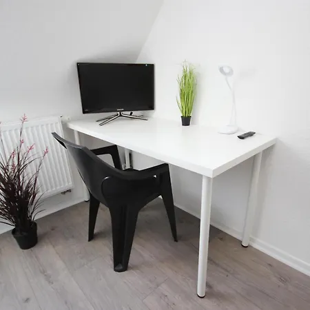 Alfa 2 2br Tv Wifi Wm Nahe Daimler L Wifi & Smarttv I 2 L Bathroom I Kitchen