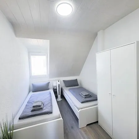 Lejlighed Alfa 2 2br Tv Wifi Wm Nahe Daimler L Wifi & Smarttv I 2 L Bathroom I Kitchen *