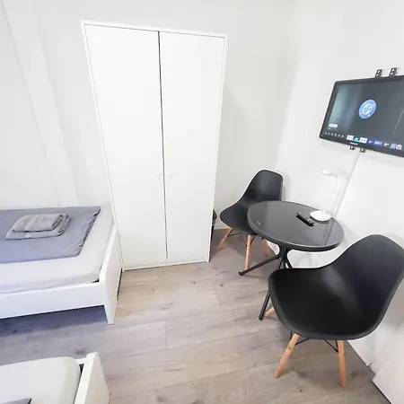 Alfa 2 2br Tv Wifi Wm Nahe Daimler L Wifi & Smarttv I 2 L Bathroom I Kitchen Lejlighed Stuttgart