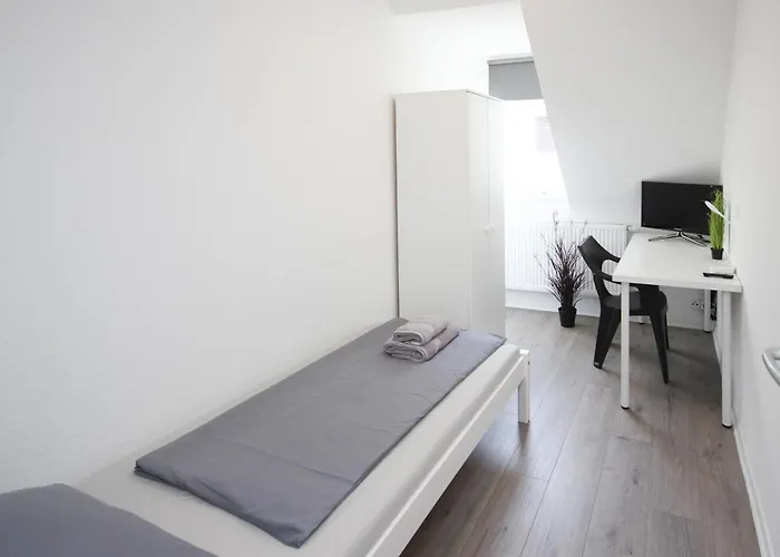 Alfa 2 2br Tv Wifi Wm Nahe Daimler L Wifi & Smarttv I 2 L Bathroom I Kitchen Апартаменты