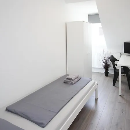 Alfa 2 2br Tv Wifi Wm Nahe Daimler L Wifi & Smarttv I 2 L Bathroom I Kitchen 公寓